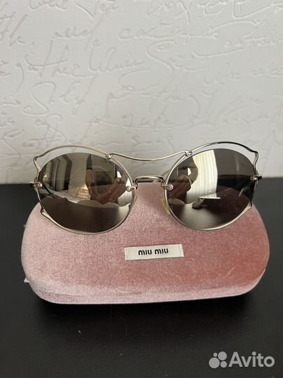 Солнцезащитные очки женские miu miu (оригинал)