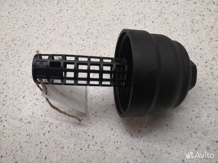 Крышка масляного фильтра Audi A4 8EC AXQ