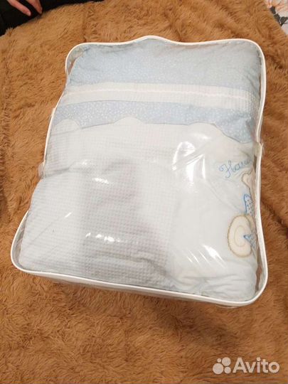 Набор в детскую кроватку