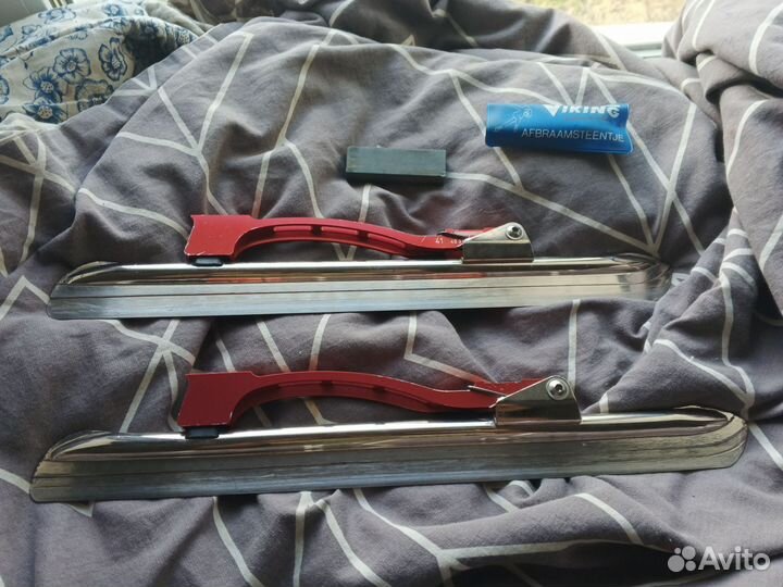 Конькобежные коньки viking