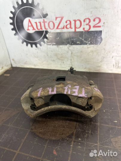 Суппорт передний левый Hyundai Getz