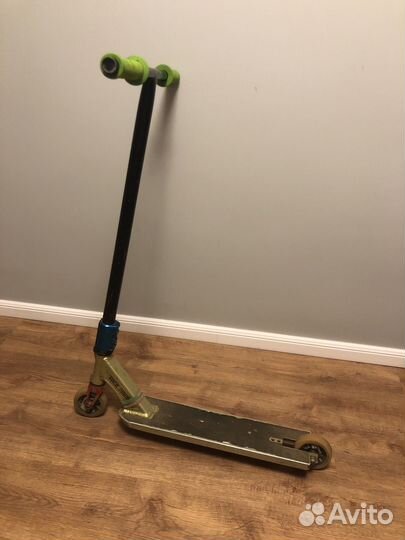 Трюковой самокат кастом стрит