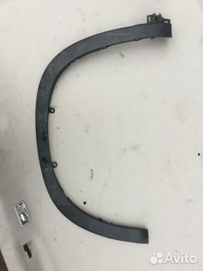 Накладка арки крыла Toyota Highlander 2016г