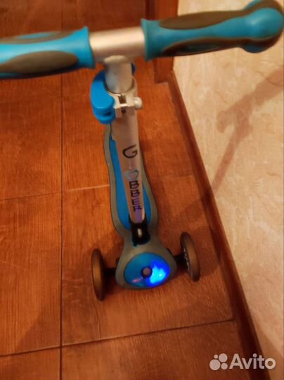Самокат glober трёхколёсный