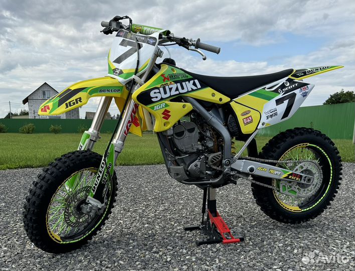 Suzuki RM-Z