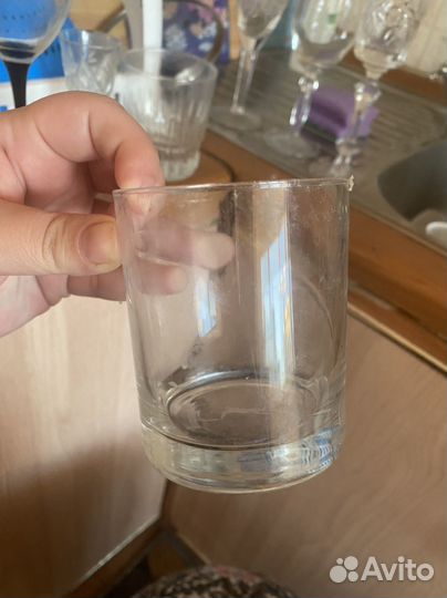 Бокалы, фужеры и стаканы