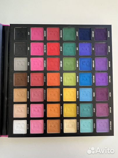 Палетка теней Beauty bay bright matte