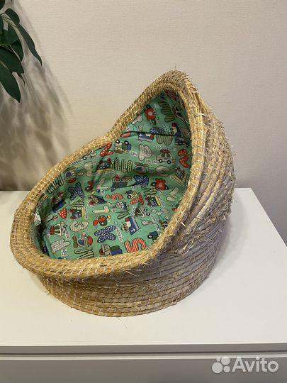 Лежанка для кошек и мелких собак