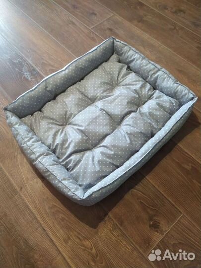 Лежанка для собак и кошек 55 на 65см