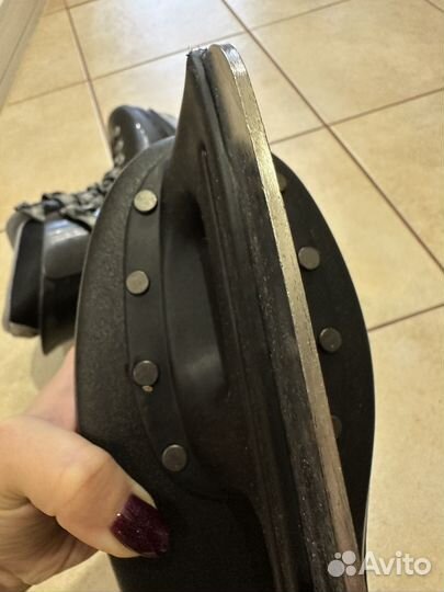 Коньки хоккейные 40 размер