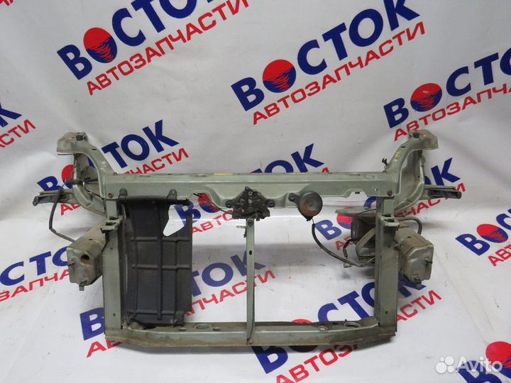 Рамка радиатора toyota vitz NCP10, NCP13, NCP15, SCP13, SCP10