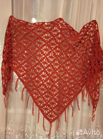 Шаль вязаная