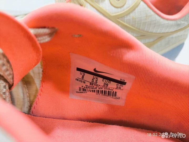 Кроссовки nike женские 39