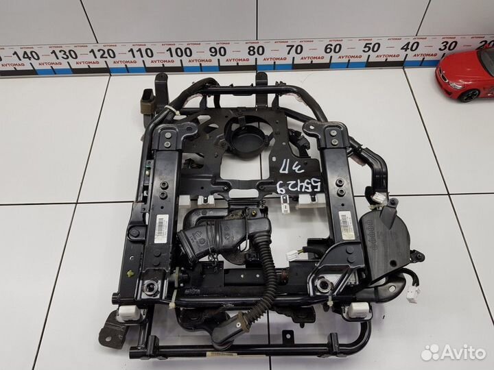 Каркас сиденья задний правый (Hyundai Equus)