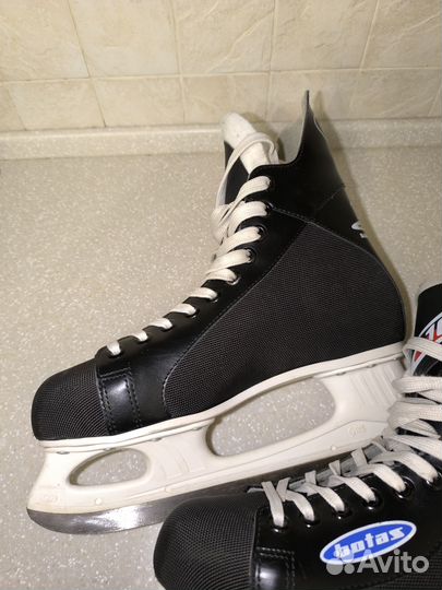 Коньки хоккейные Botas Tornado 3000