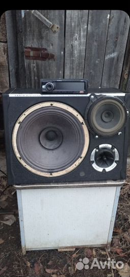 Музыкальный центр