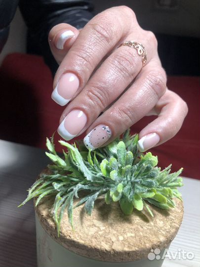 Наращивание ногтей