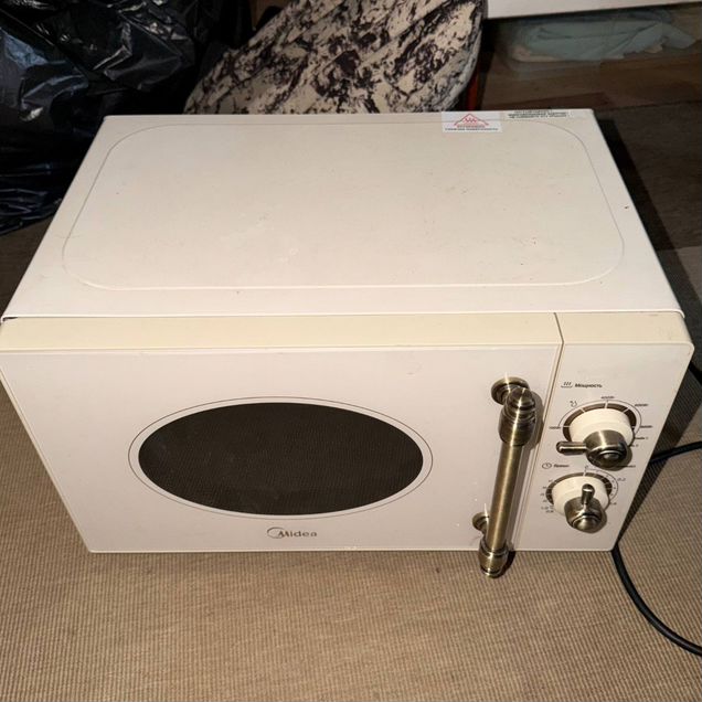 Микроволновка Midea MG820CJ9-12
