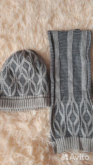 Шапка женская с шарфом