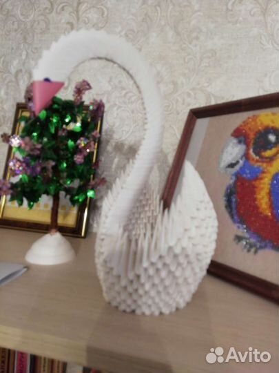 Бумажный лебедь (оригами из бумаги)