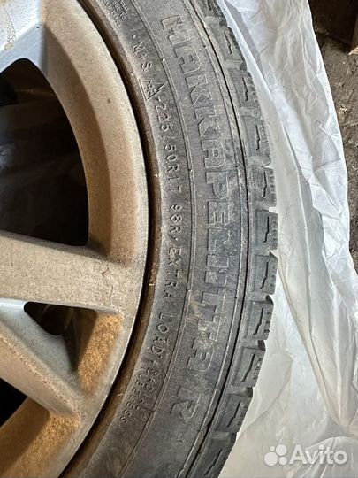 Nokian Tyres Hakkapeliitta R 225/50 R17 98R