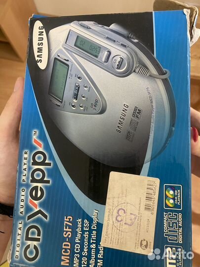 Раритетный плеер CD Yepp