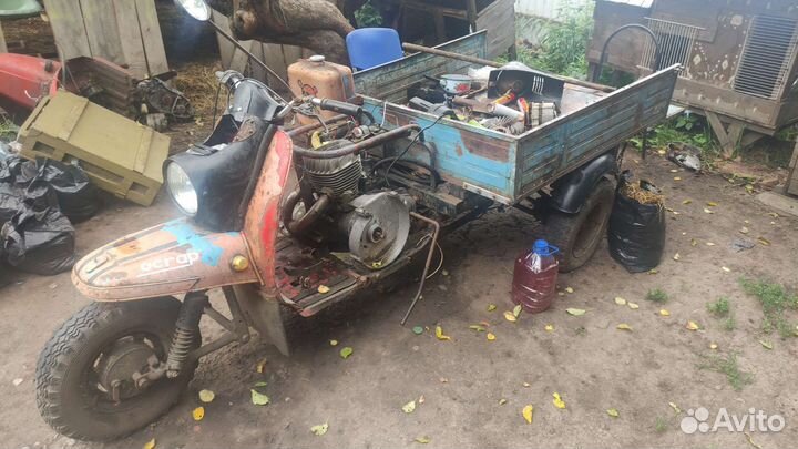 Мотороллер муравнй