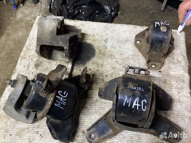 Подушки двигателя Kia Magentis 2008г 2.0