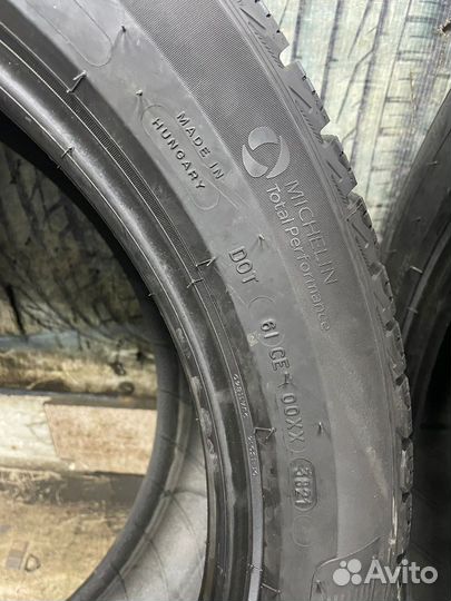 Michelin X-Ice Snow SUV 275/45 R21 110T