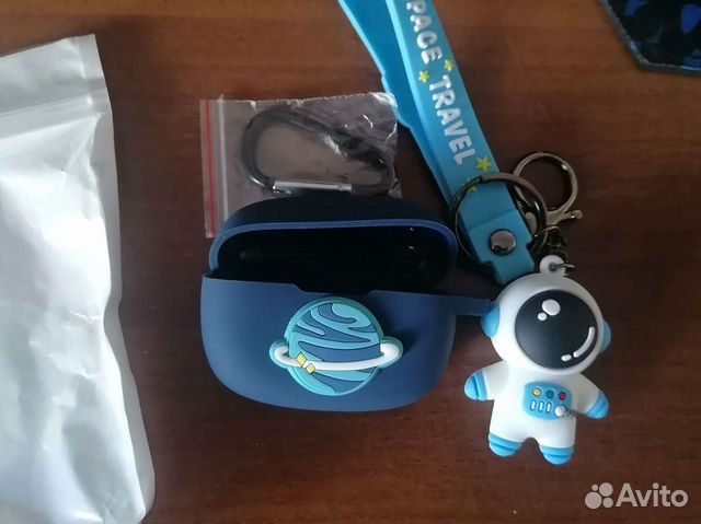 Чехол для наушников JBL Wave 200 TWS