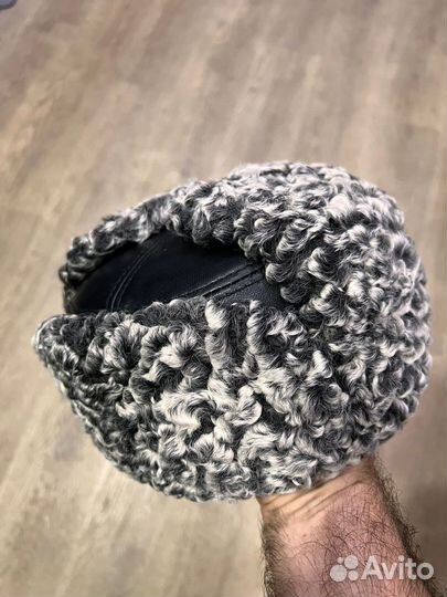 Ушанки Каракуль с Кожей