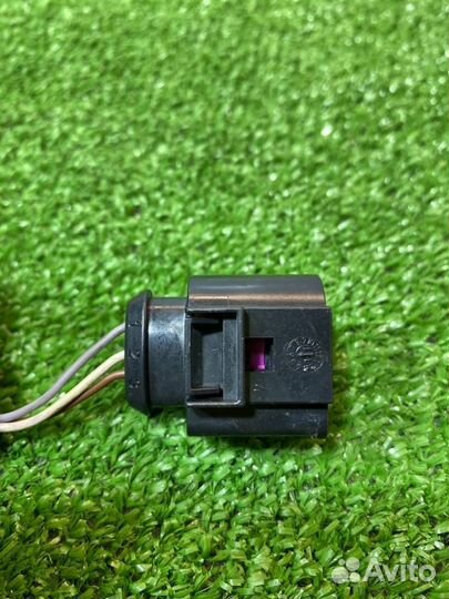 Разъем Volkswagen Jetta 5C caxa 2012