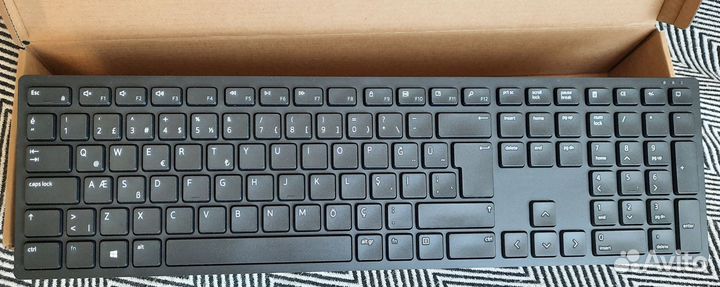 Клавиатура Dell беспроводная с мышью