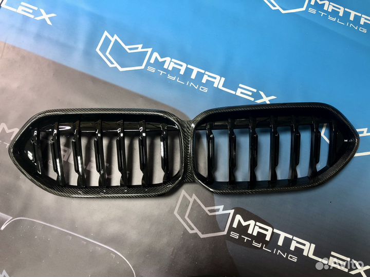 Решетка радиатора BMW F44 Sport рест карбон