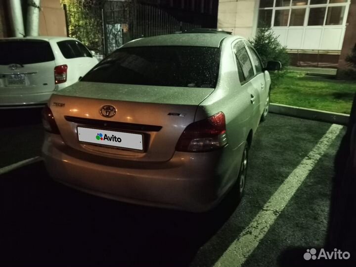 Toyota Belta 1.0 CVT, 2010, 252 000 км