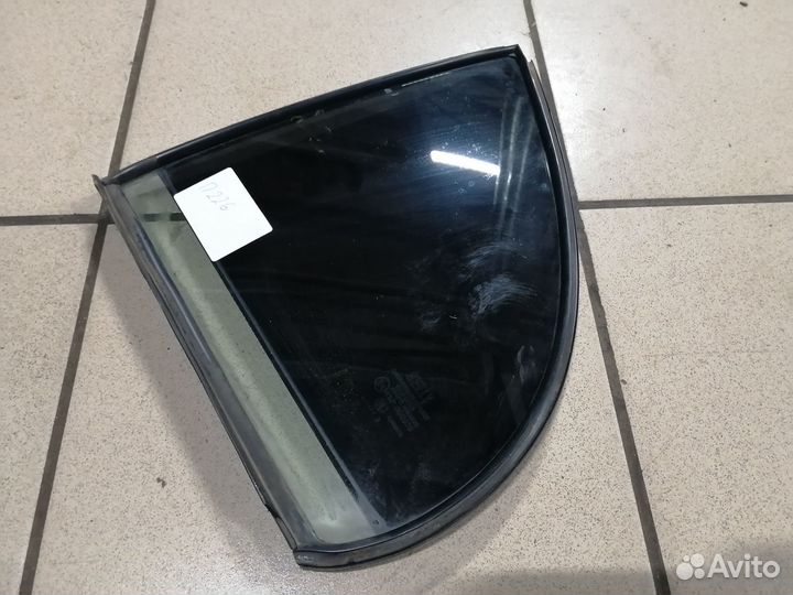 Форточка задней левой двери Geely Emgrand EC7