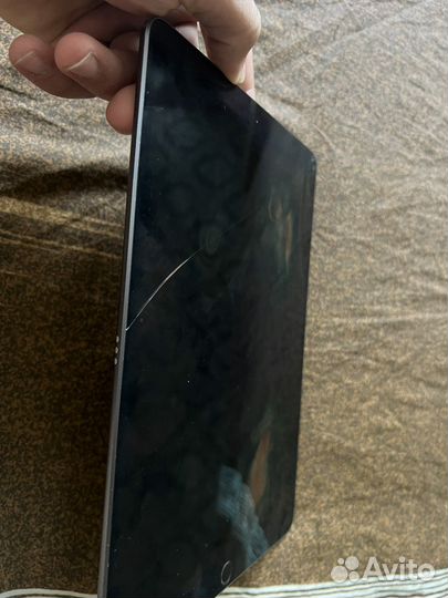 Планшет apple iPad air 3