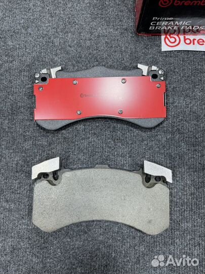 Оригинальные тормозные колодки Brembo P85136N