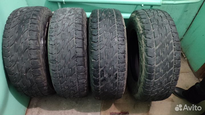 Bridgestone Dueler A/T 265/70 R16