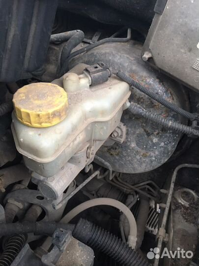 Вакуумный усилитель тормозов на Skoda Fabia 1