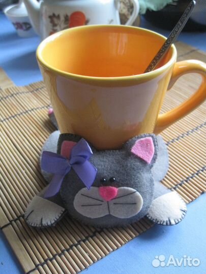 Подставки под стаканы, чашки