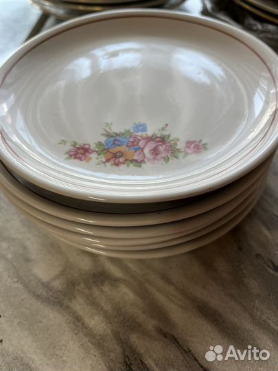 Тарелка (блюдце) новые