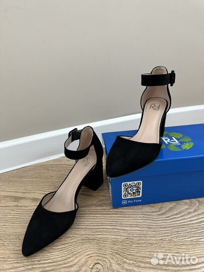 Босоножки женские 36 размер черные