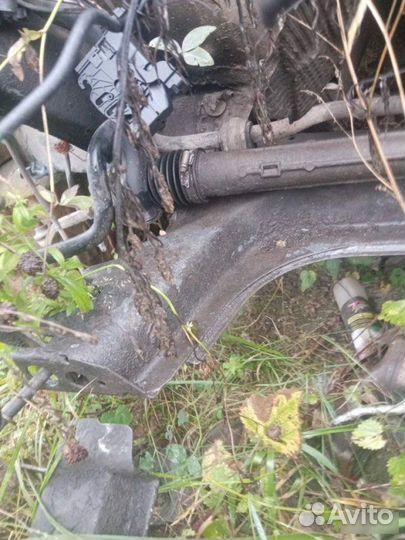 Подрамник часть задний Renault Megane 2004