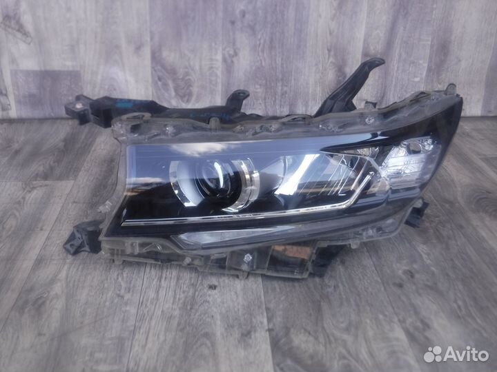 Фара левая №924 Toyota Land Cruiser Prado 150 2020