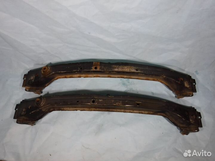 Усилитель переднего бампера Mazda CX-7 cx7 cx 7