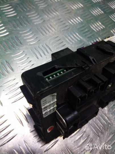 Блок предохранителей моторный Chery Tiggo T11 1.8