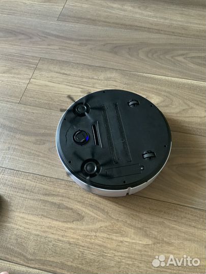 Робот пылесос