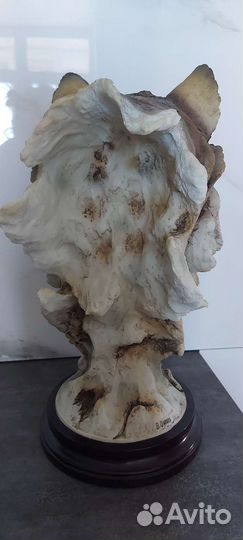 Статуэтка голова волка