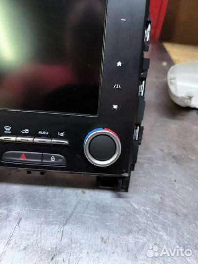 Renault Megane 4 магнитола большой экран дисплей